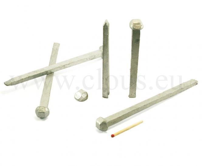 "Carvelle" Steel forged nail - diamond shaped head (100 nails) L : 130 mm (100 clous)