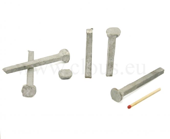 "Carvelle" Steel forged nail - milled head (100 nails) L : 90 mm ( 100 clous)